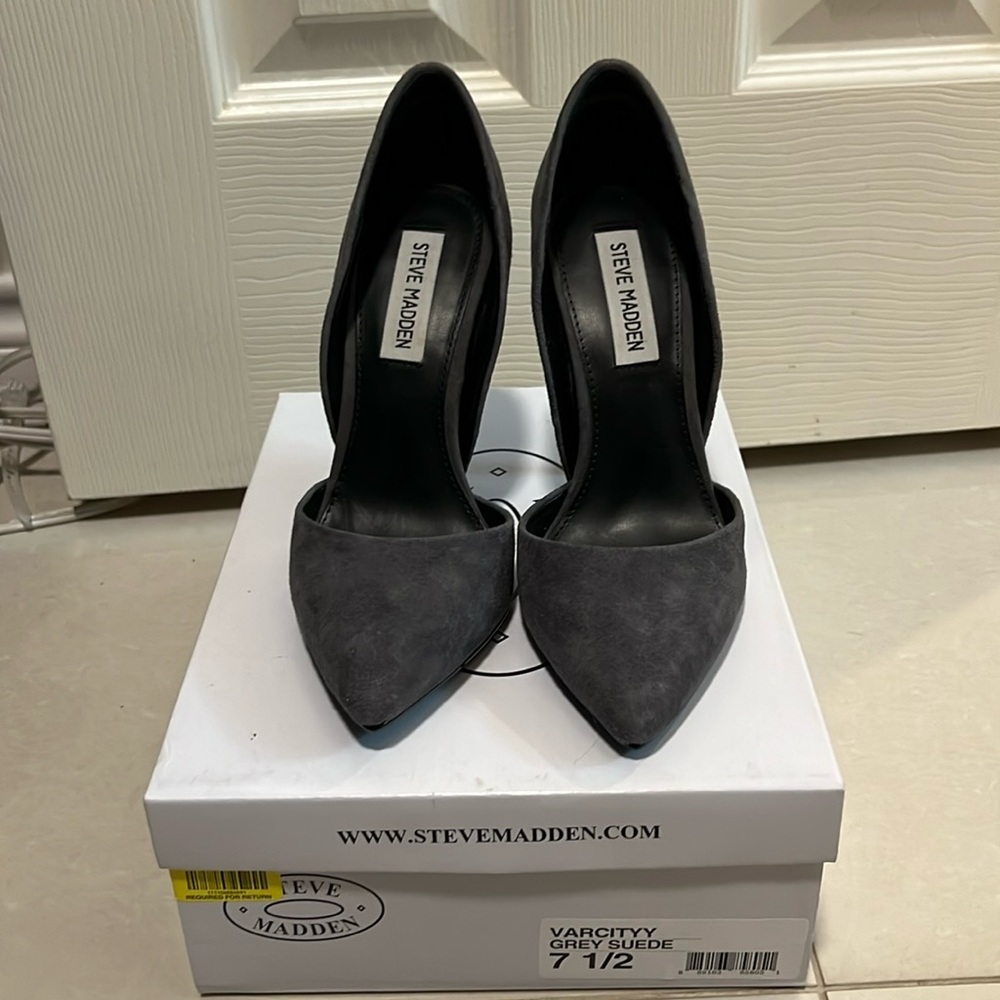 Steve Madden grey suede heels